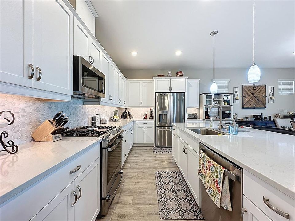 На продажу: $525,000 (3 спален, 3 ванн, 2360 Квадратных фут)