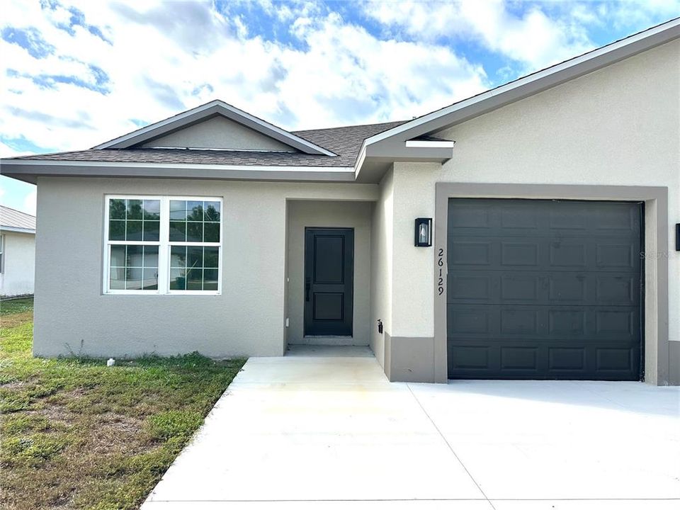 For Rent: $1,695 (3 beds, 2 baths, 1438 Square Feet)