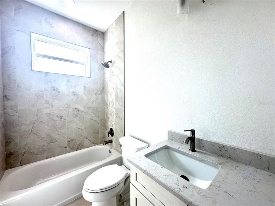 For Rent: $1,695 (3 beds, 2 baths, 1438 Square Feet)