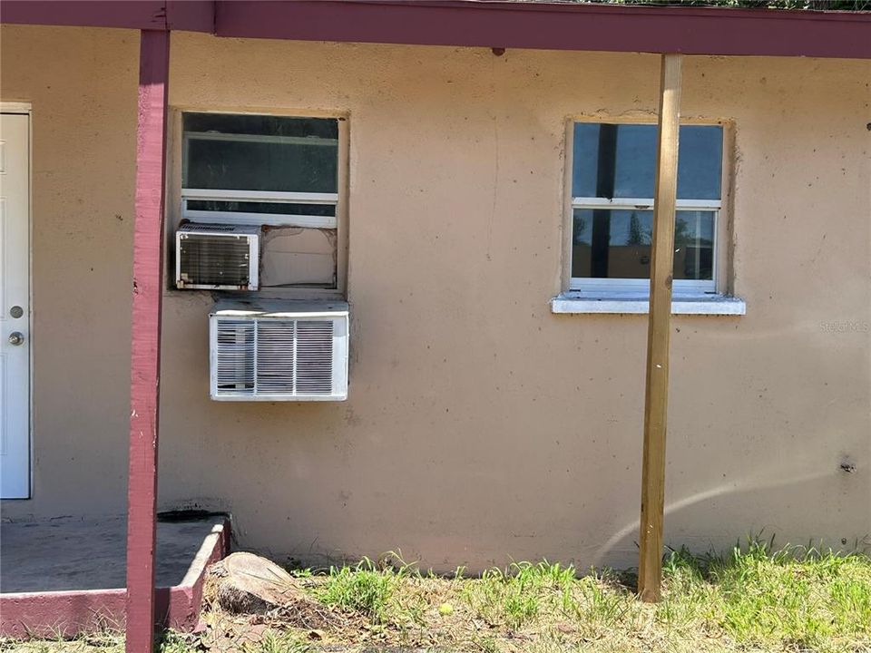 Recently Rented: $1,295 (2 beds, 1 baths, 600 Square Feet)