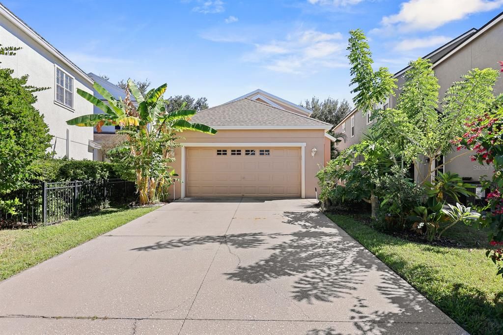 For Rent: $2,995 (4 beds, 3 baths, 2585 Square Feet)