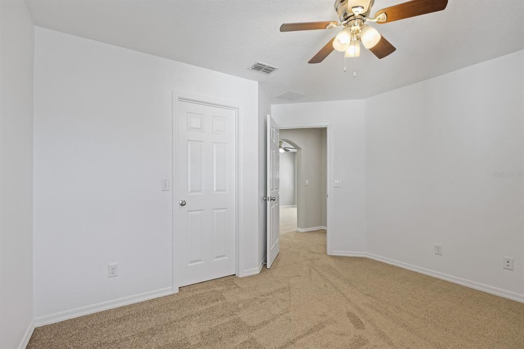 For Rent: $2,995 (4 beds, 3 baths, 2585 Square Feet)