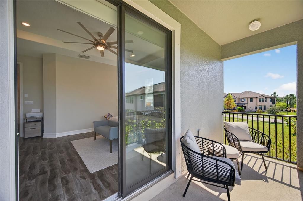 For Sale: $465,000 (3 beds, 2 baths, 2047 Square Feet)