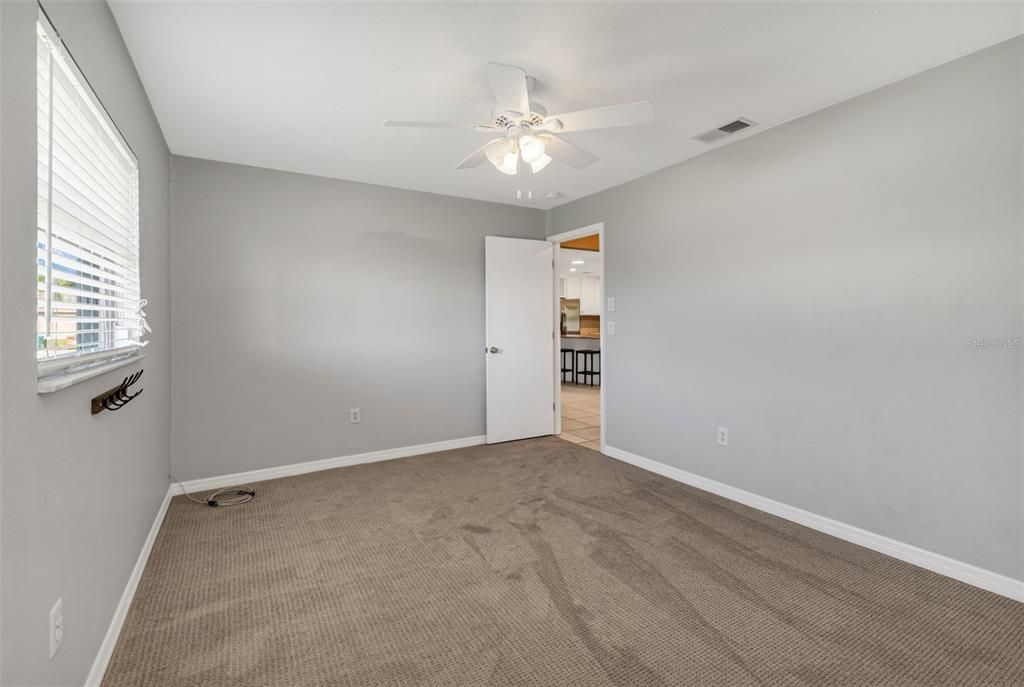 For Sale: $309,000 (3 beds, 2 baths, 1990 Square Feet)