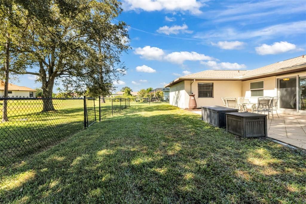 For Sale: $309,000 (3 beds, 2 baths, 1990 Square Feet)