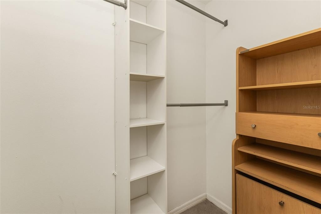 For Sale: $309,000 (3 beds, 2 baths, 1990 Square Feet)