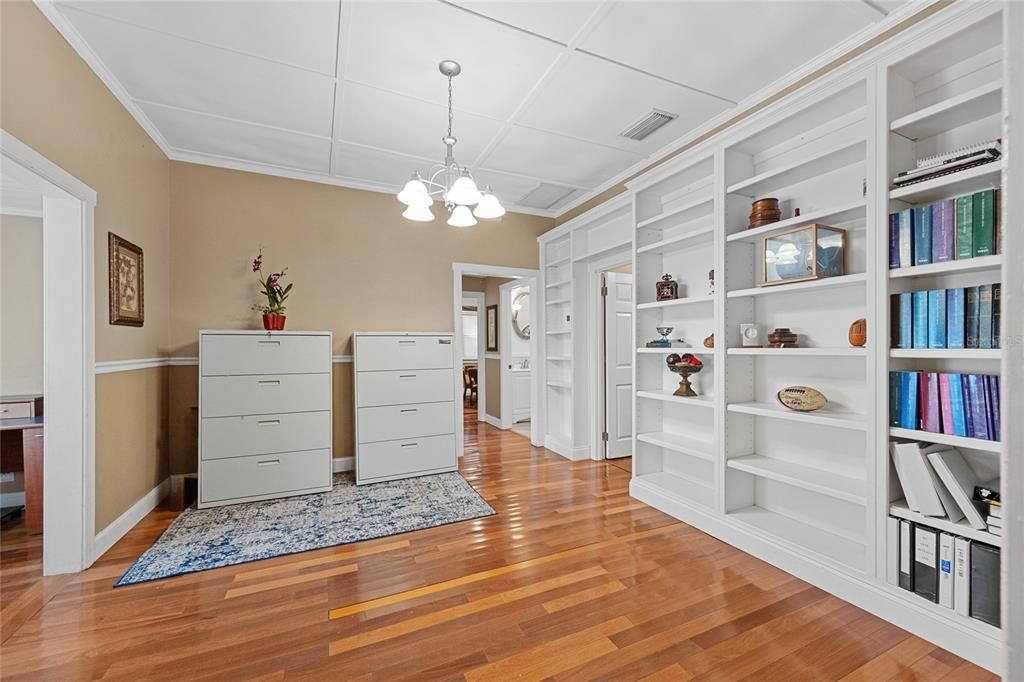 For Sale: $410,000 (0 beds, 0 baths, 1386 Square Feet)