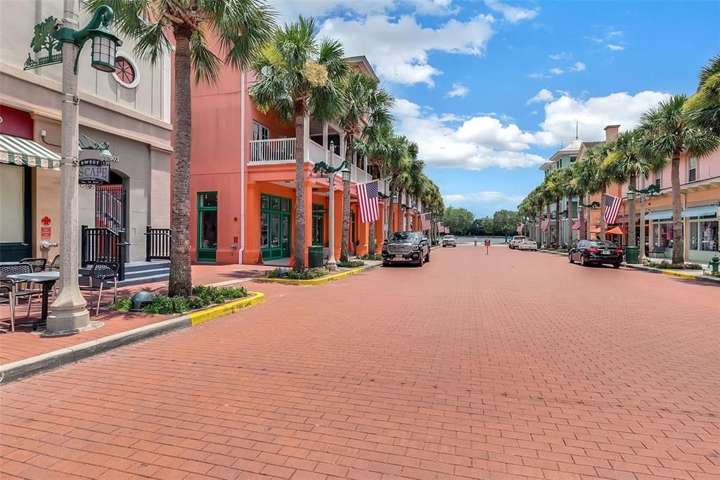 Active With Contract: $575,000 (3 beds, 2 baths, 1684 Square Feet)