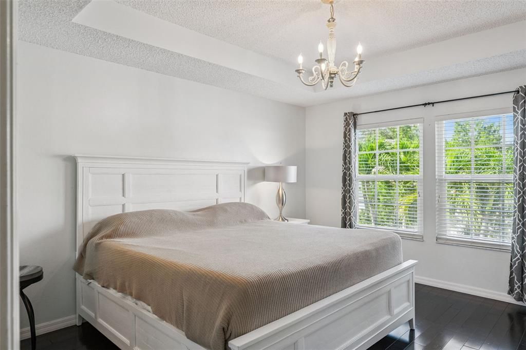 Active With Contract: $575,000 (3 beds, 2 baths, 1684 Square Feet)