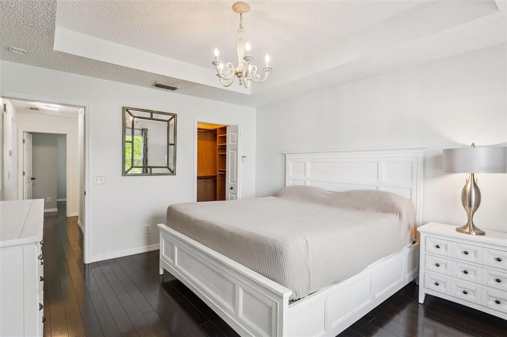 Active With Contract: $575,000 (3 beds, 2 baths, 1684 Square Feet)