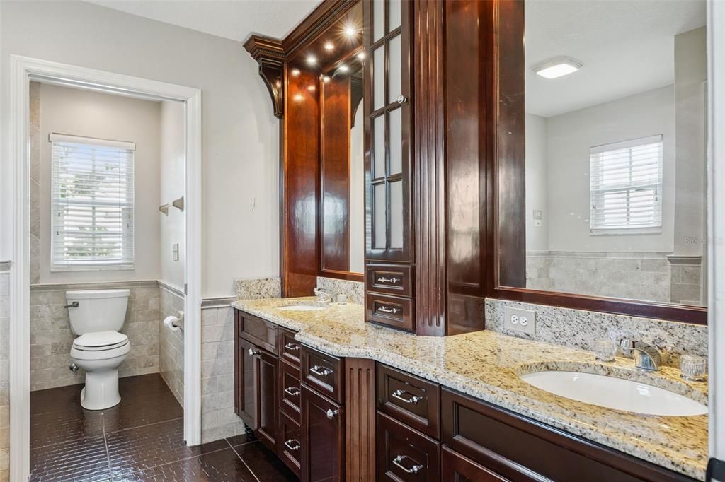 Active With Contract: $575,000 (3 beds, 2 baths, 1684 Square Feet)