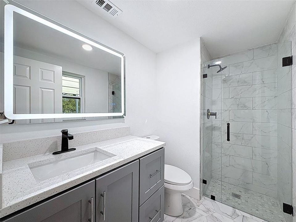 For Sale: $499,900 (3 beds, 3 baths, 2198 Square Feet)