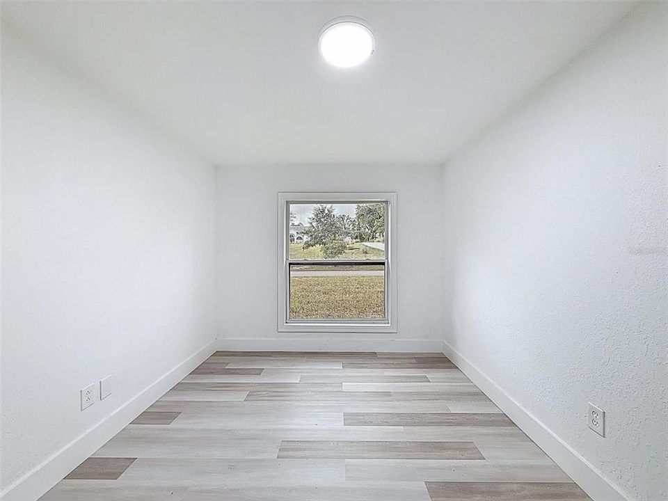 For Sale: $499,900 (3 beds, 3 baths, 2198 Square Feet)