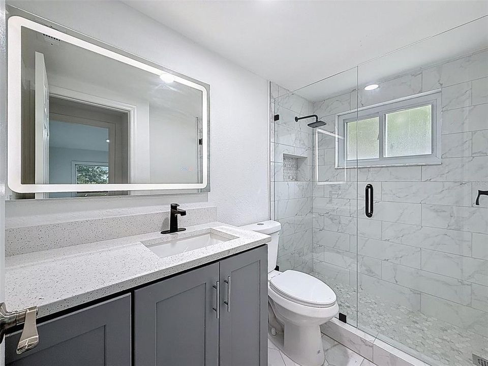 For Sale: $499,900 (3 beds, 3 baths, 2198 Square Feet)