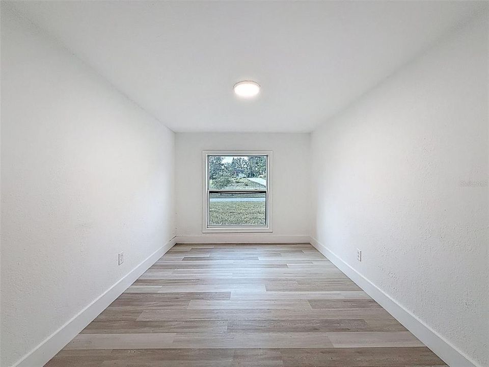 For Sale: $499,900 (3 beds, 3 baths, 2198 Square Feet)