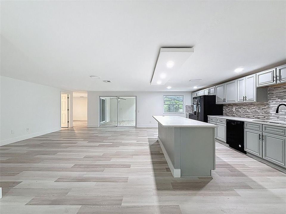 For Sale: $499,900 (3 beds, 3 baths, 2198 Square Feet)