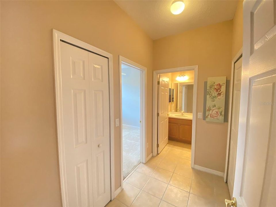 For Rent: $2,150 (2 beds, 2 baths, 1326 Square Feet)