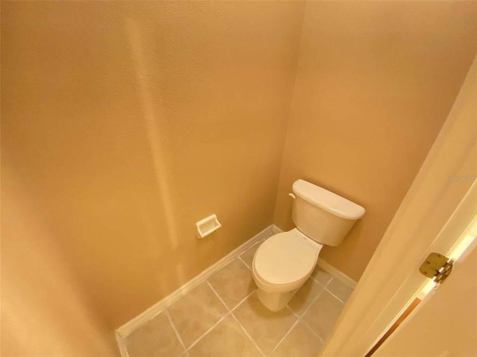 For Rent: $2,150 (2 beds, 2 baths, 1326 Square Feet)