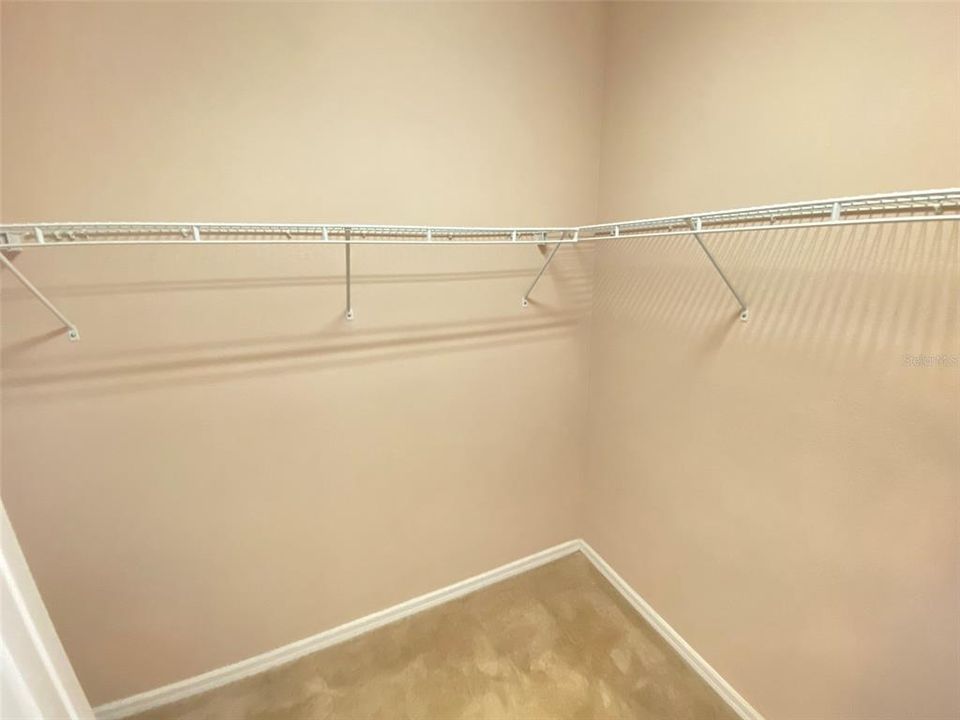 For Rent: $2,150 (2 beds, 2 baths, 1326 Square Feet)