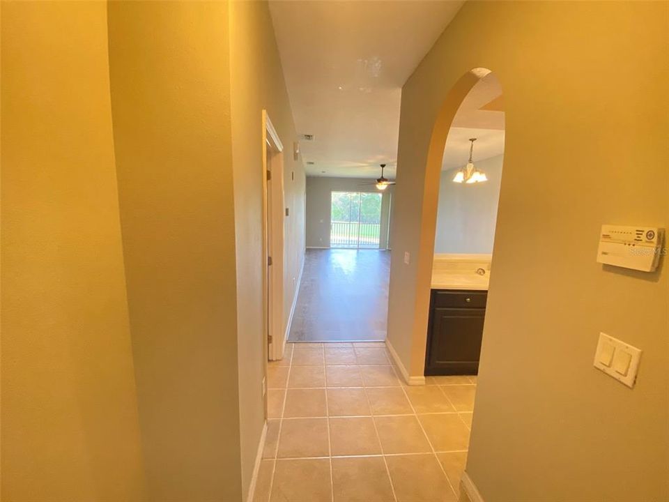 For Rent: $2,150 (2 beds, 2 baths, 1326 Square Feet)