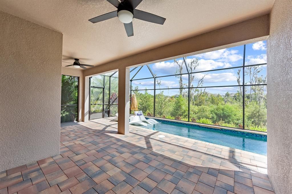 For Rent: $2,995 (2 beds, 2 baths, 1961 Square Feet)