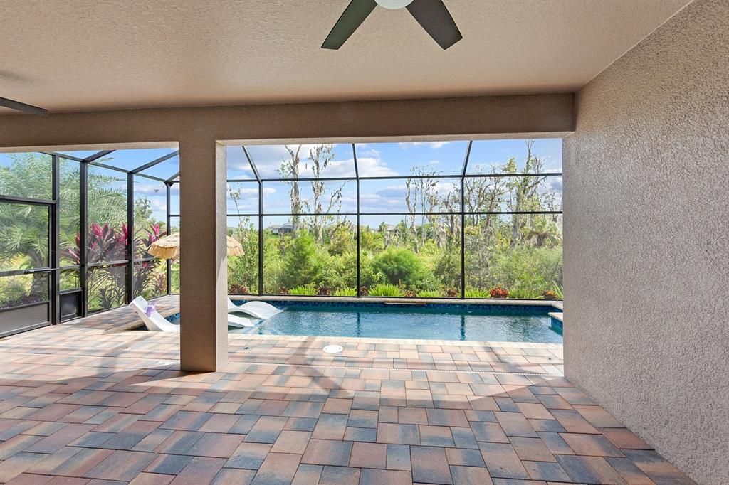 For Rent: $2,995 (2 beds, 2 baths, 1961 Square Feet)