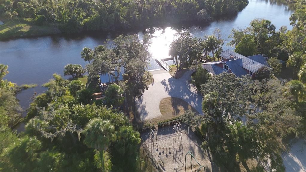 For Rent: $2,995 (2 beds, 2 baths, 1961 Square Feet)