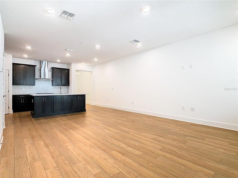 En Renta: $3,000 (3 camas, 3 baños, 1785 Pies cuadrados)