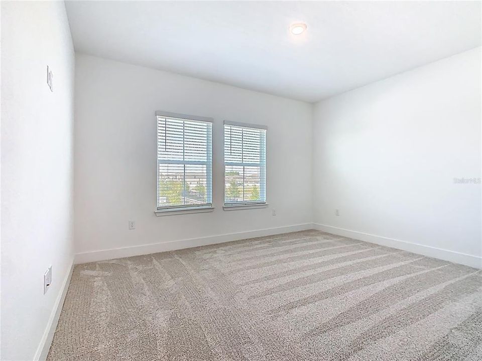 En Renta: $3,000 (3 camas, 3 baños, 1785 Pies cuadrados)