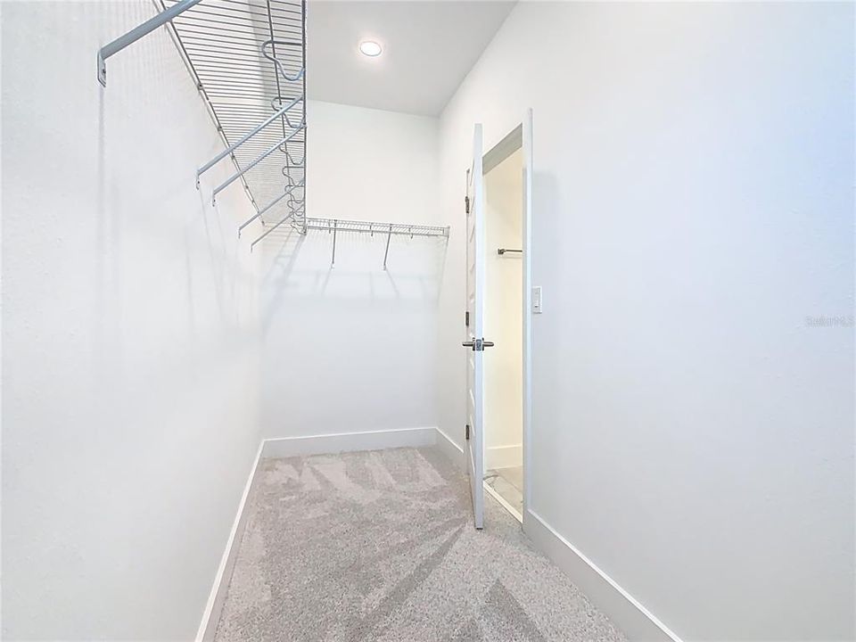 En Renta: $3,000 (3 camas, 3 baños, 1785 Pies cuadrados)