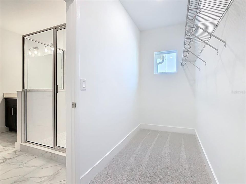 En Renta: $3,000 (3 camas, 3 baños, 1785 Pies cuadrados)