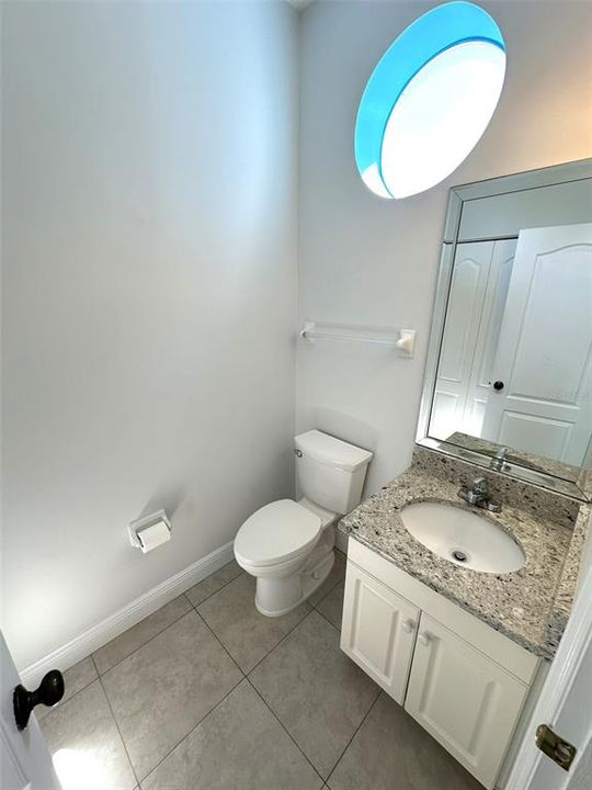 出租: $3,000 (3 贝兹, 3 浴室, 2236 平方英尺)