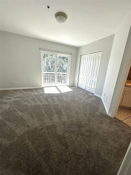 出租: $3,000 (3 贝兹, 3 浴室, 2236 平方英尺)