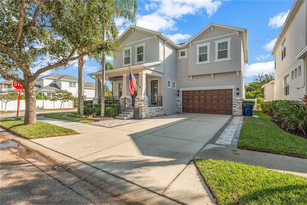 出租: $5,350 (4 贝兹, 3 浴室, 2881 平方英尺)