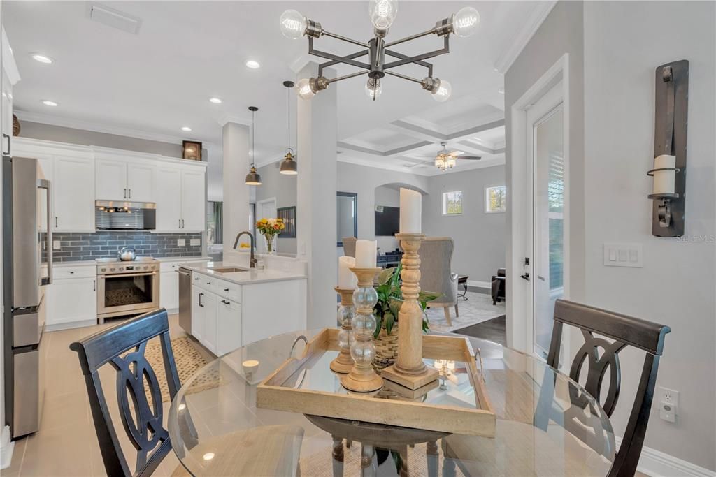 出租: $5,350 (4 贝兹, 3 浴室, 2881 平方英尺)