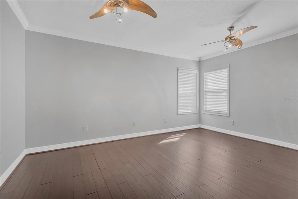 出租: $5,350 (4 贝兹, 3 浴室, 2881 平方英尺)