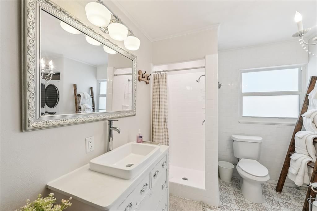 For Sale: $599,999 (2 beds, 2 baths, 1138 Square Feet)