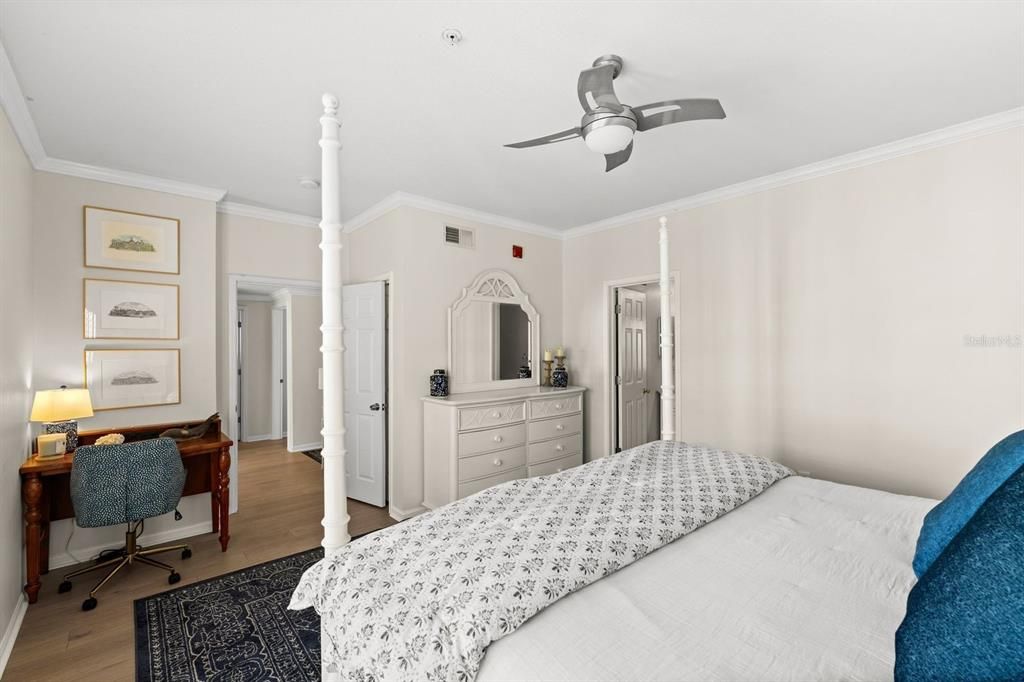 待售: $449,900 (2 贝兹, 2 浴室, 1421 平方英尺)