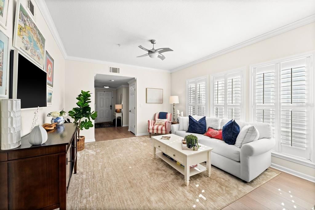 待售: $449,900 (2 贝兹, 2 浴室, 1421 平方英尺)