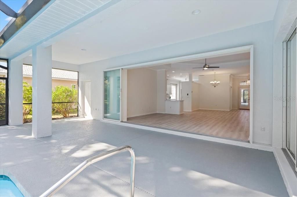 For Sale: $599,000 (3 beds, 2 baths, 2007 Square Feet)