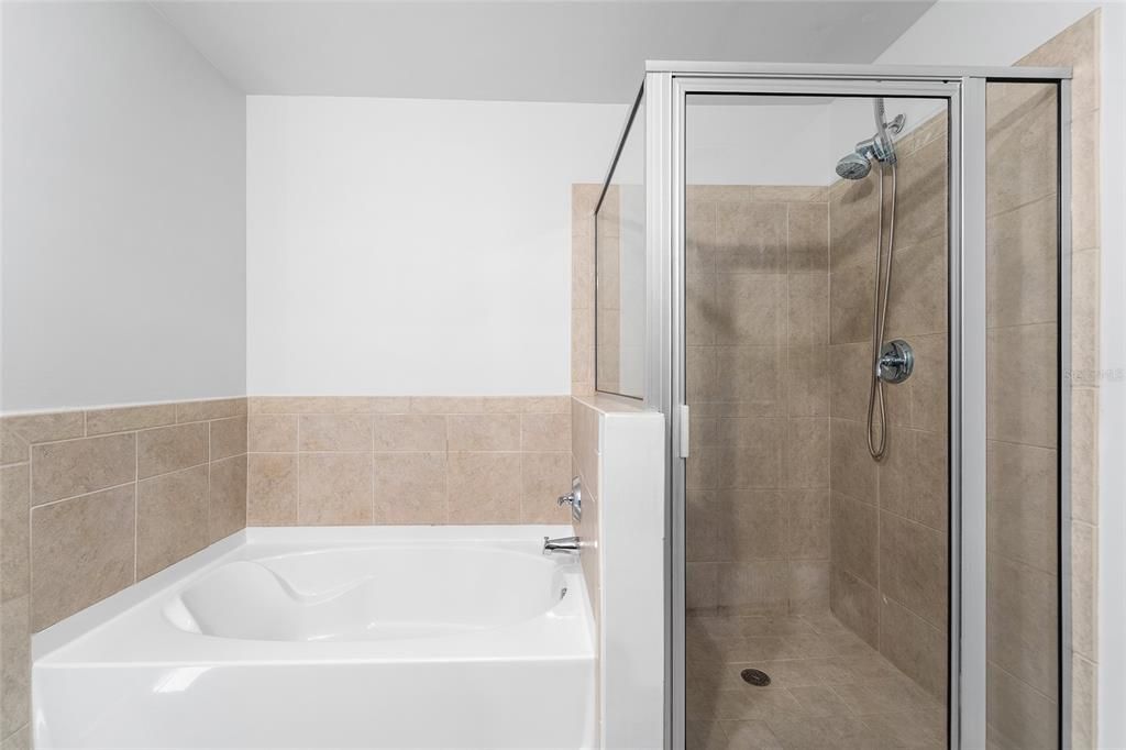 Active With Contract: $599,750 (2 beds, 2 baths, 1157 Square Feet)