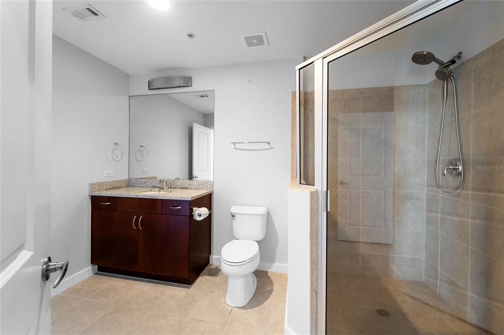 Active With Contract: $599,750 (2 beds, 2 baths, 1157 Square Feet)