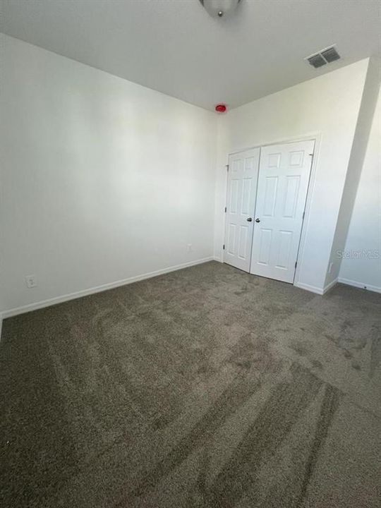 For Rent: $2,300 (3 beds, 2 baths, 1784 Square Feet)