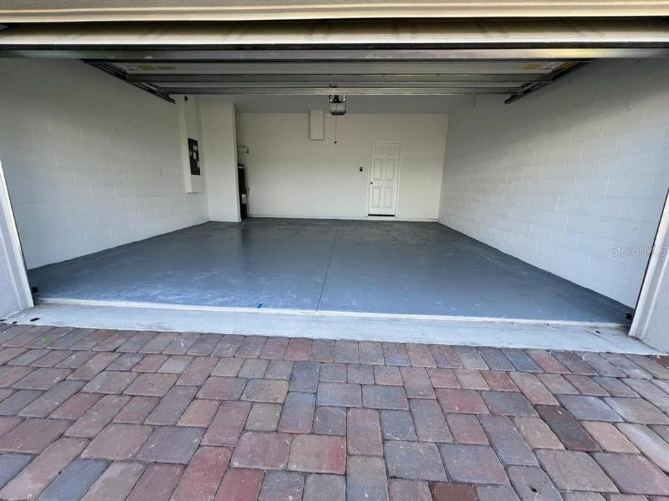 For Rent: $2,300 (3 beds, 2 baths, 1784 Square Feet)