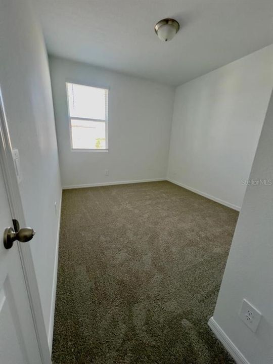 For Rent: $2,300 (3 beds, 2 baths, 1784 Square Feet)