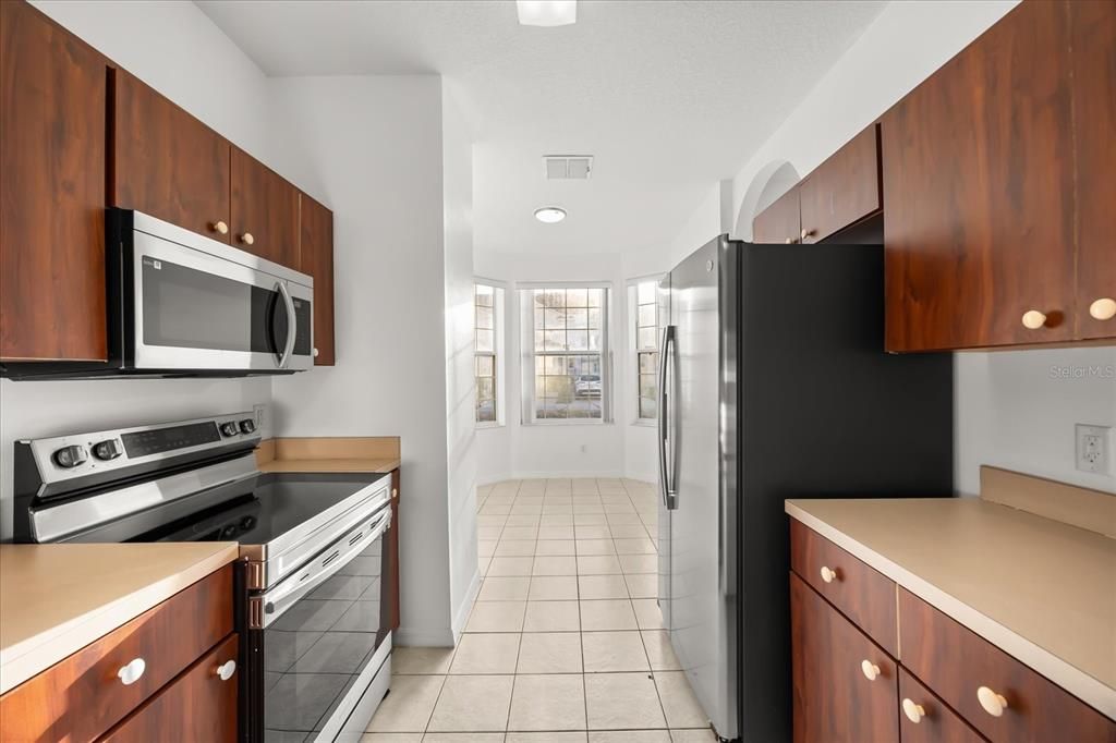 待售: $245,000 (3 贝兹, 2 浴室, 1468 平方英尺)