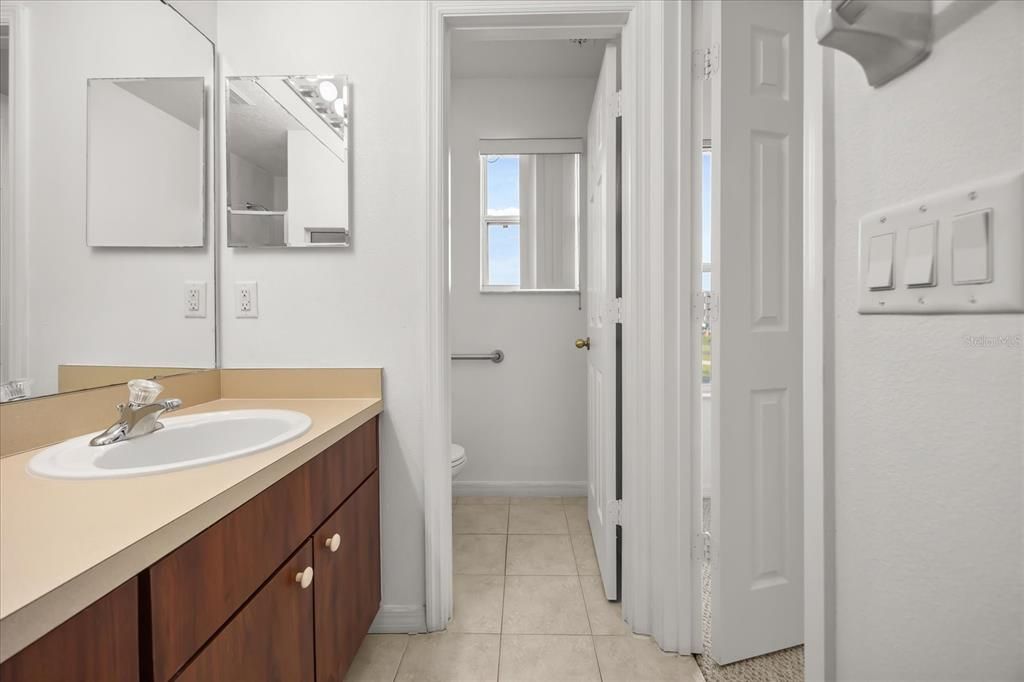 待售: $245,000 (3 贝兹, 2 浴室, 1468 平方英尺)