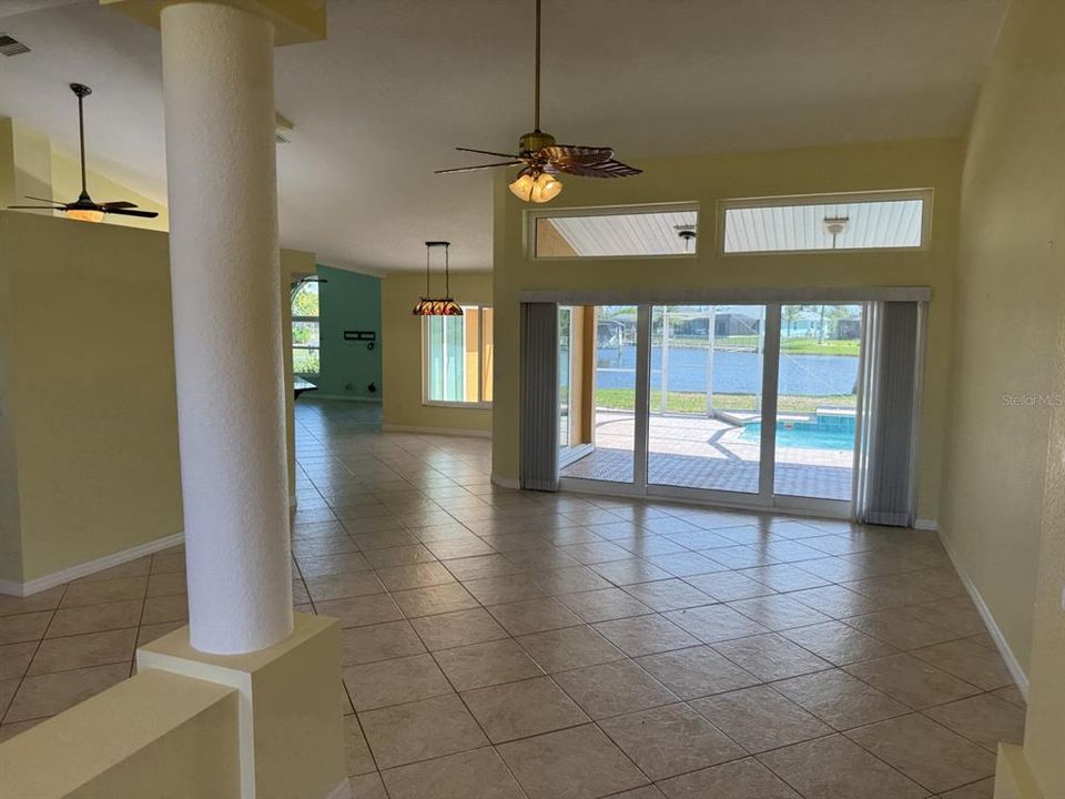 出租: $3,000 (3 贝兹, 2 浴室, 2457 平方英尺)