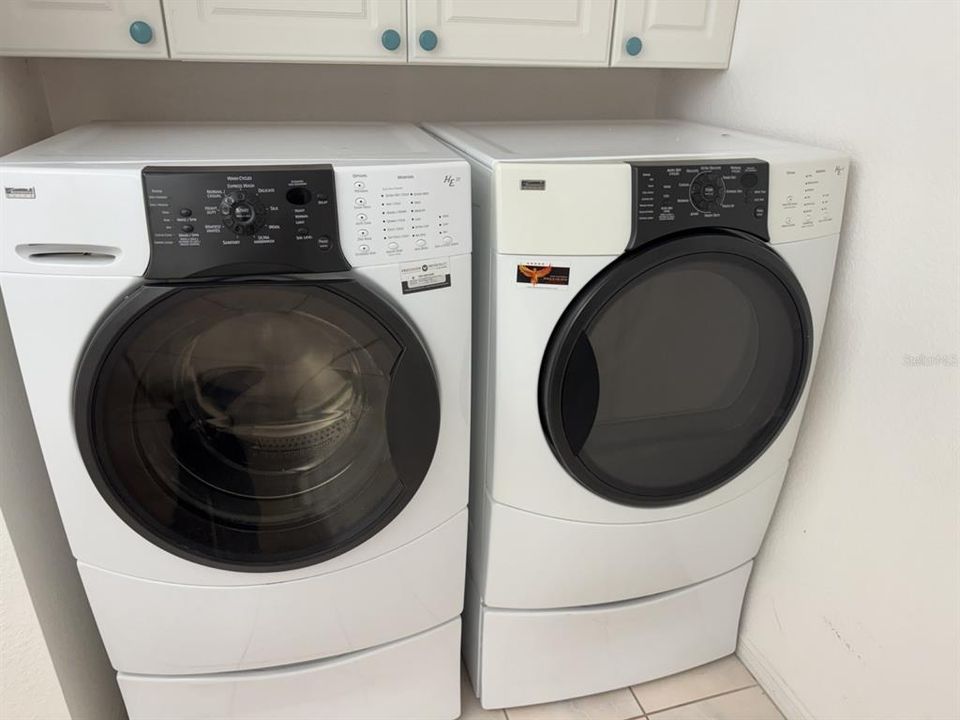 出租: $3,000 (3 贝兹, 2 浴室, 2457 平方英尺)