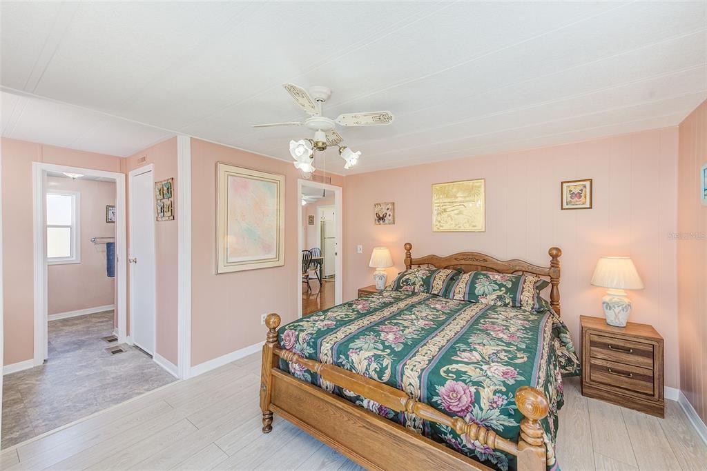 For Sale: $194,500 (3 beds, 2 baths, 1440 Square Feet)